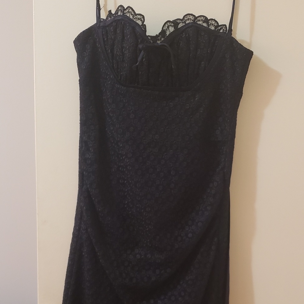 Betsy Johnson black dress to knees